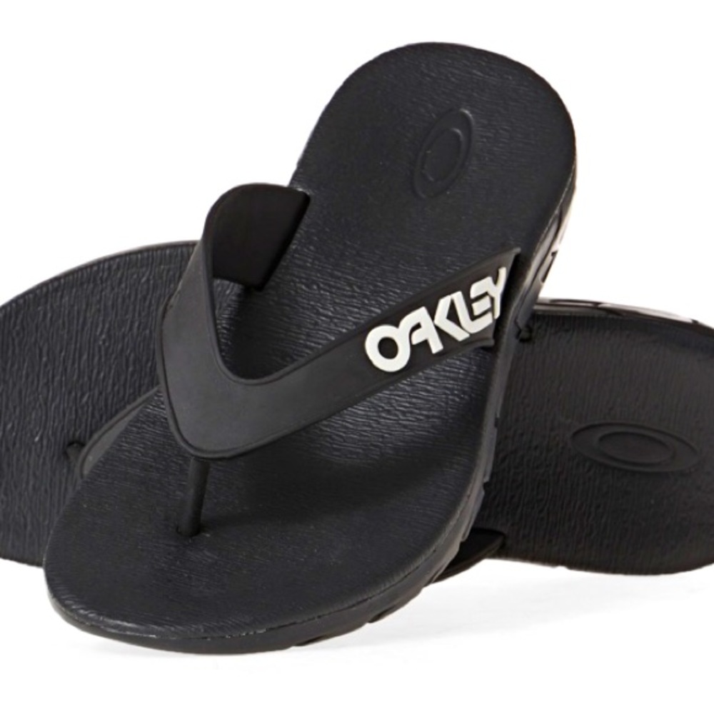 OAKLEY B1b Flip Flops NWOT